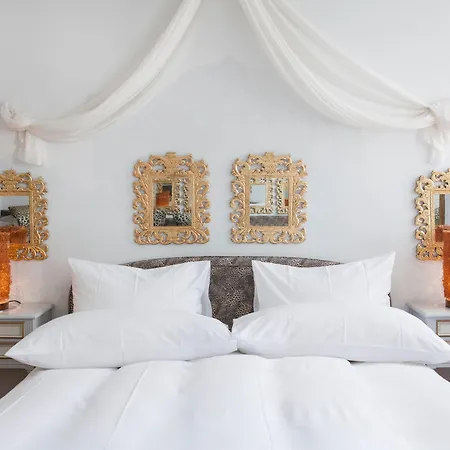 Hotel Caffe Dell'arte Boutique 3*