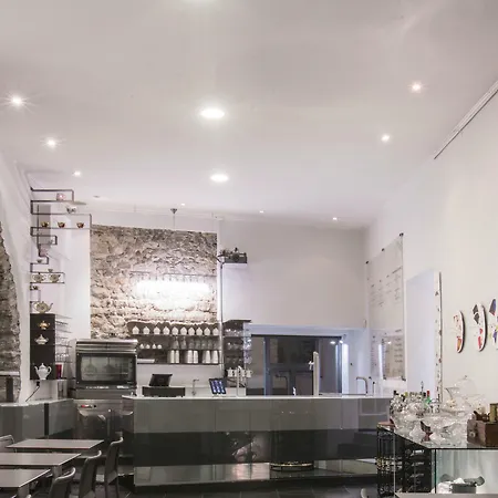 Caffe Dell'arte Boutique