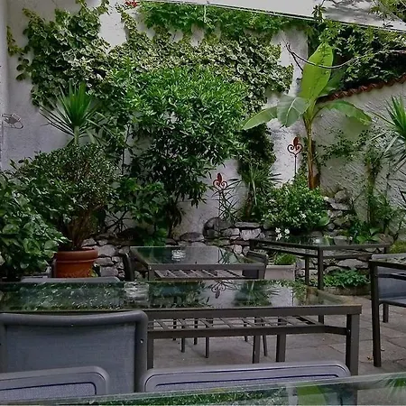 Caffe Dell'arte Boutique Локарно