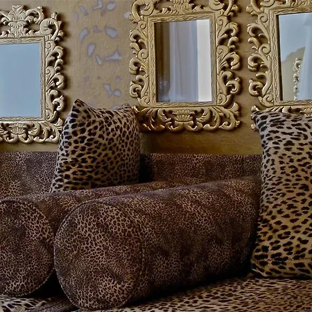 Готель Caffe Dell'arte Boutique