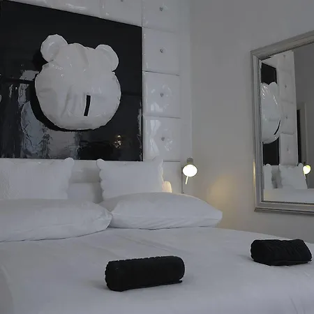 Caffe Dell'arte Boutique Готель 3*